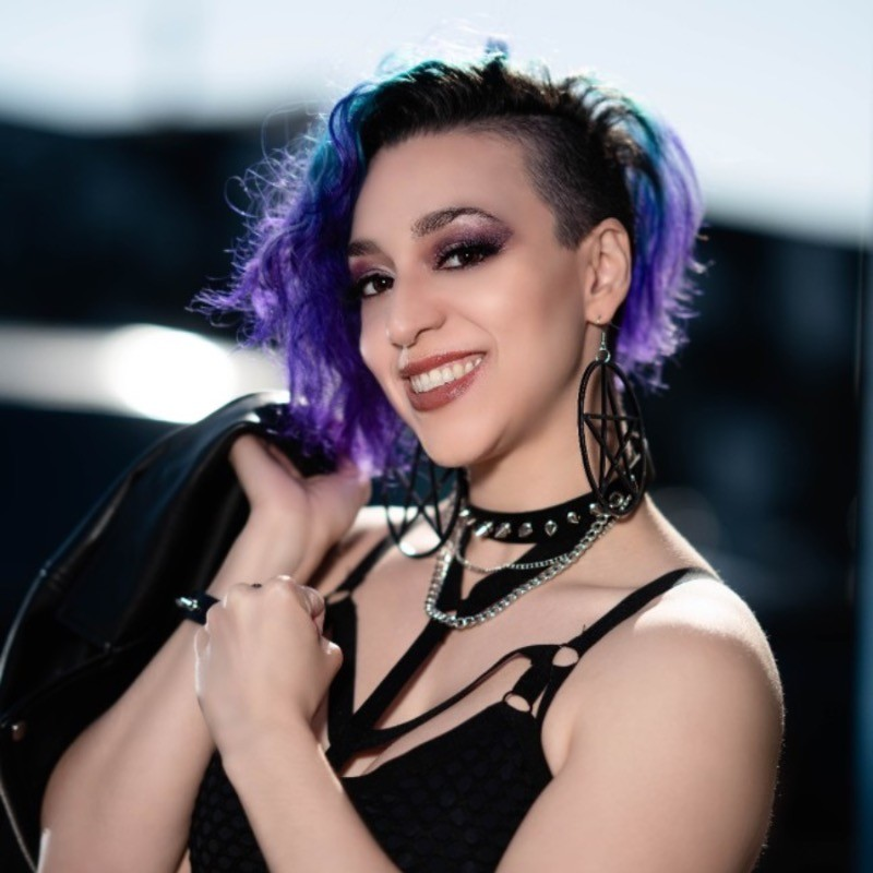 Sarah Compton avatar image