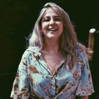 Julia Silva avatar image