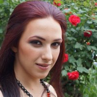 Dzheni Pavlova avatar image