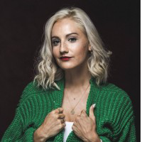 Stephanie Foster avatar image