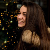 Amandine Anouchian avatar image