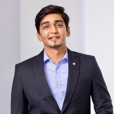 Darshan Dholakia avatar image