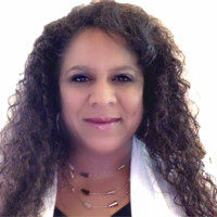 Kari Meredith avatar image