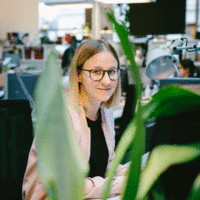 Lara Hagen avatar image