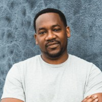 Julien Saunders avatar image