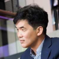 Sebastian Seung avatar image