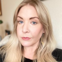 Erin Holloway avatar image