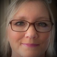 Lisa Matthews avatar image