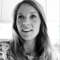 Josefin Burge avatar image