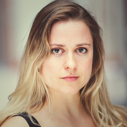 Eva Navon avatar image