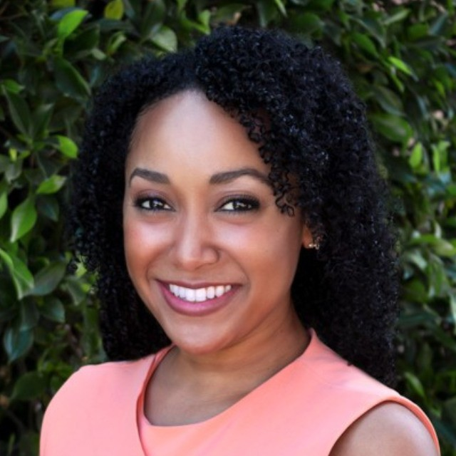 Lauren E. Graham avatar image