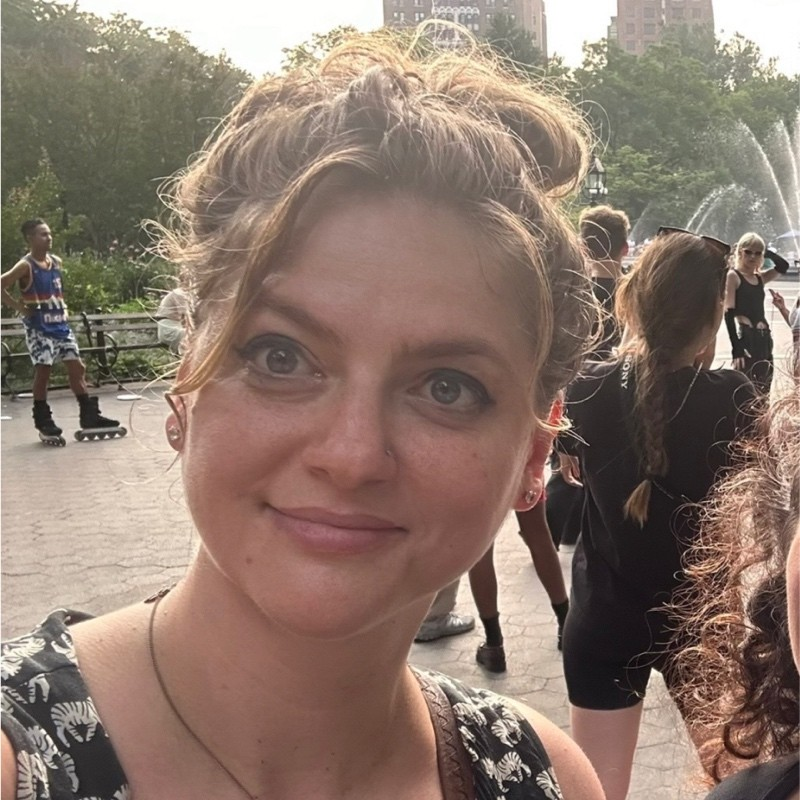 Sasha Alexandra Raskin avatar image