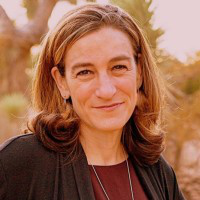 Loretta Whitesides avatar image