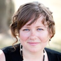 Nora Lahl avatar image