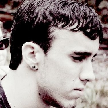 Vinicius Alvarenga avatar image