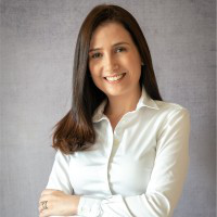 Debora Santiago avatar image