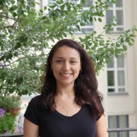 Jaqueline Brito avatar image