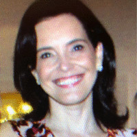 Andrea Pinheiro avatar image