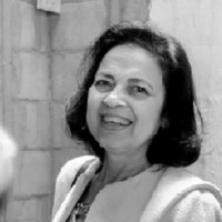 Roberta Sundfeld avatar image