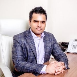 Ravi Navlani avatar image