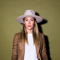 Anna Russell avatar image