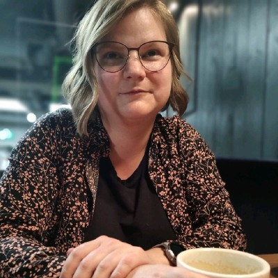 Ana Bența avatar image