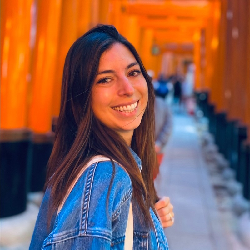 Kelly (Simon) Lewis avatar image