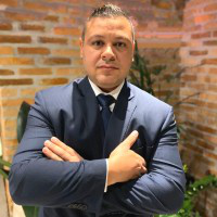 Renato Dias avatar image