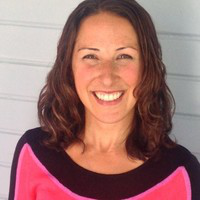 Esther Levy avatar image