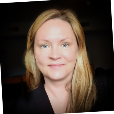 Stefani Jones avatar image