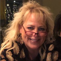 Pamela Lampe avatar image