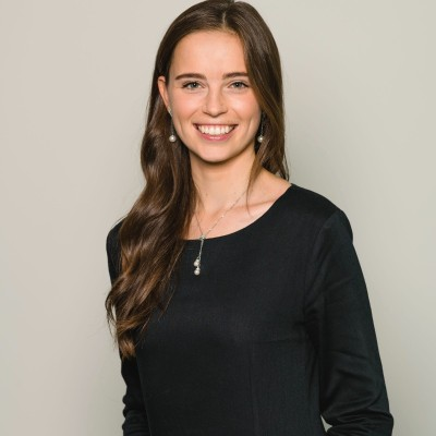 Julia Huber avatar image