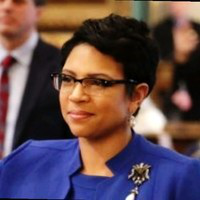 Sylvia Santana avatar image