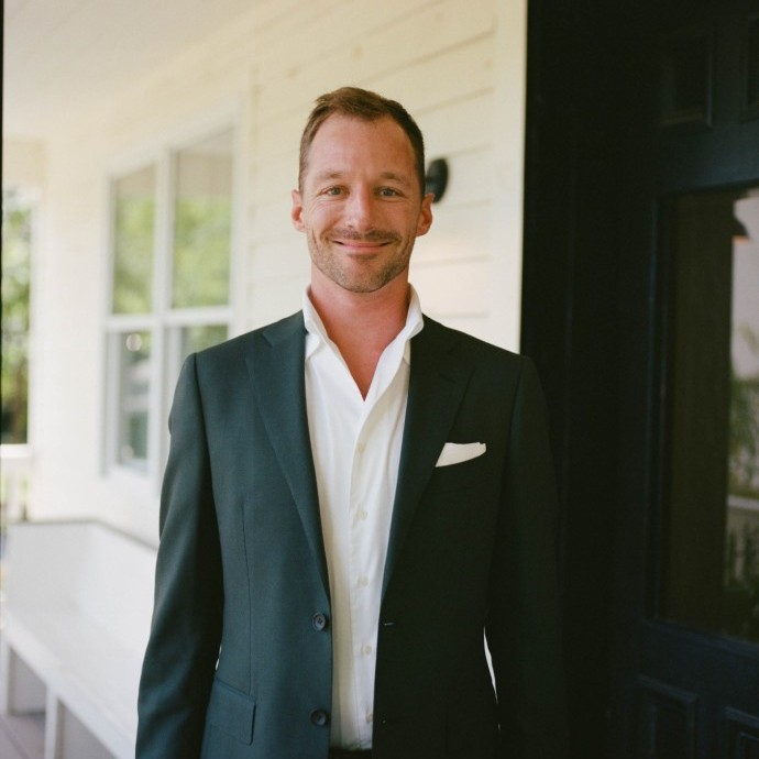 Brett Garrett avatar image