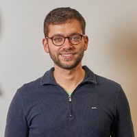 Leon Raykin avatar image