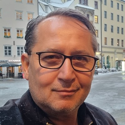 Werner Theiner avatar image