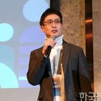 Josh Choi avatar image