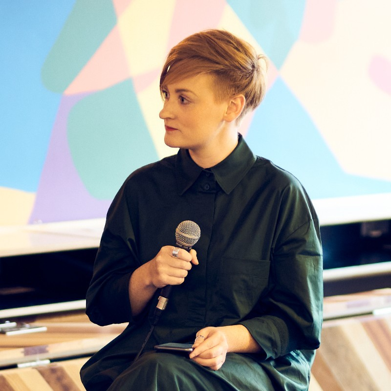 Lara Hanlon avatar image