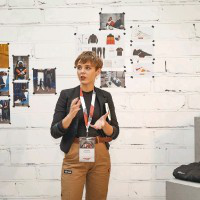 Eleanor Moss avatar image