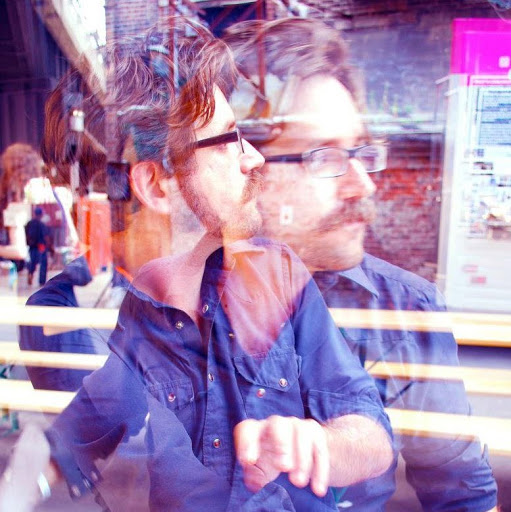 Thiago de Mello Bueno avatar image