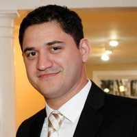 Arash Golchubian avatar image