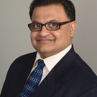 Vinny Manoli avatar image