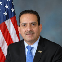 Eddie Reyes avatar image