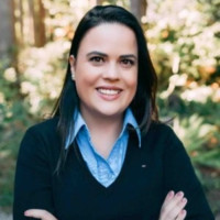 Mariana Silveira avatar image