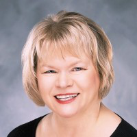 Julie Walraven avatar image