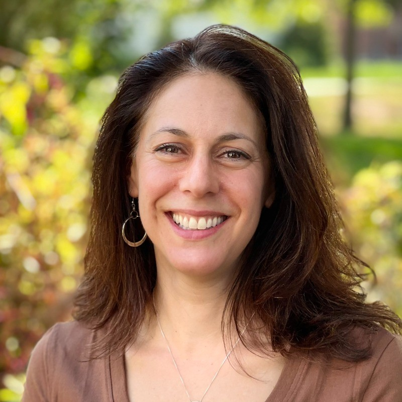 Zvia Schoenberg avatar image