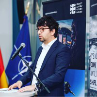 Sven Weizenegger avatar image