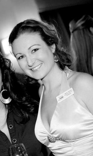 Hayley Collins avatar image