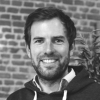 Dr. Julian Hueck avatar image