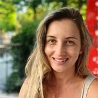 Julia Rainesh avatar image